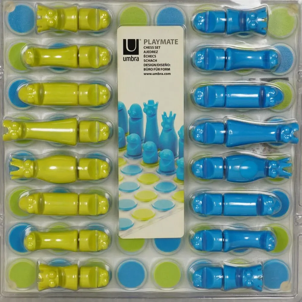 Umbra Playmate Chess Set Blue and Lime Rubber Game Pieces Buro fur Form Monster